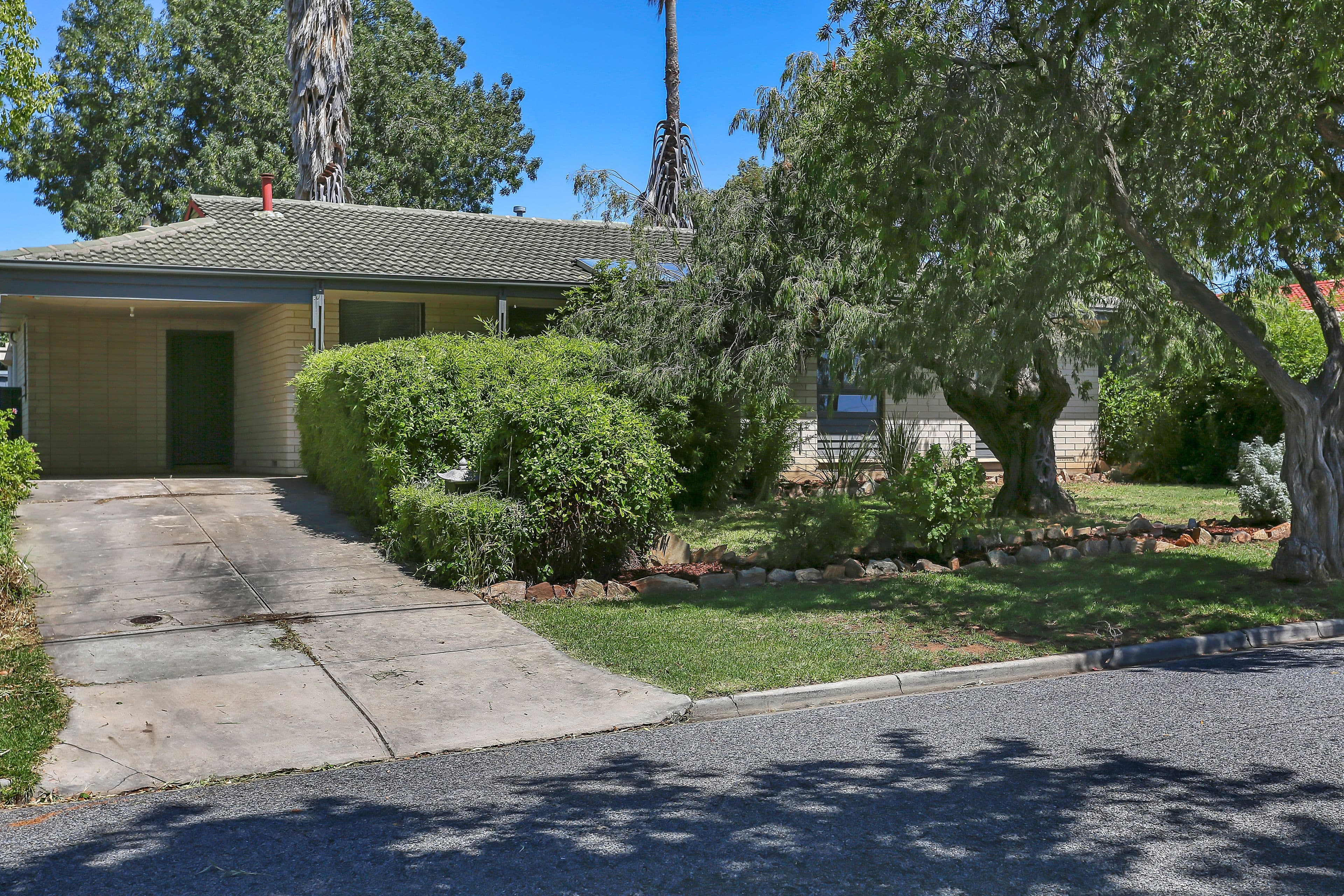 1/295 Bell Street, Coburg - Image 1