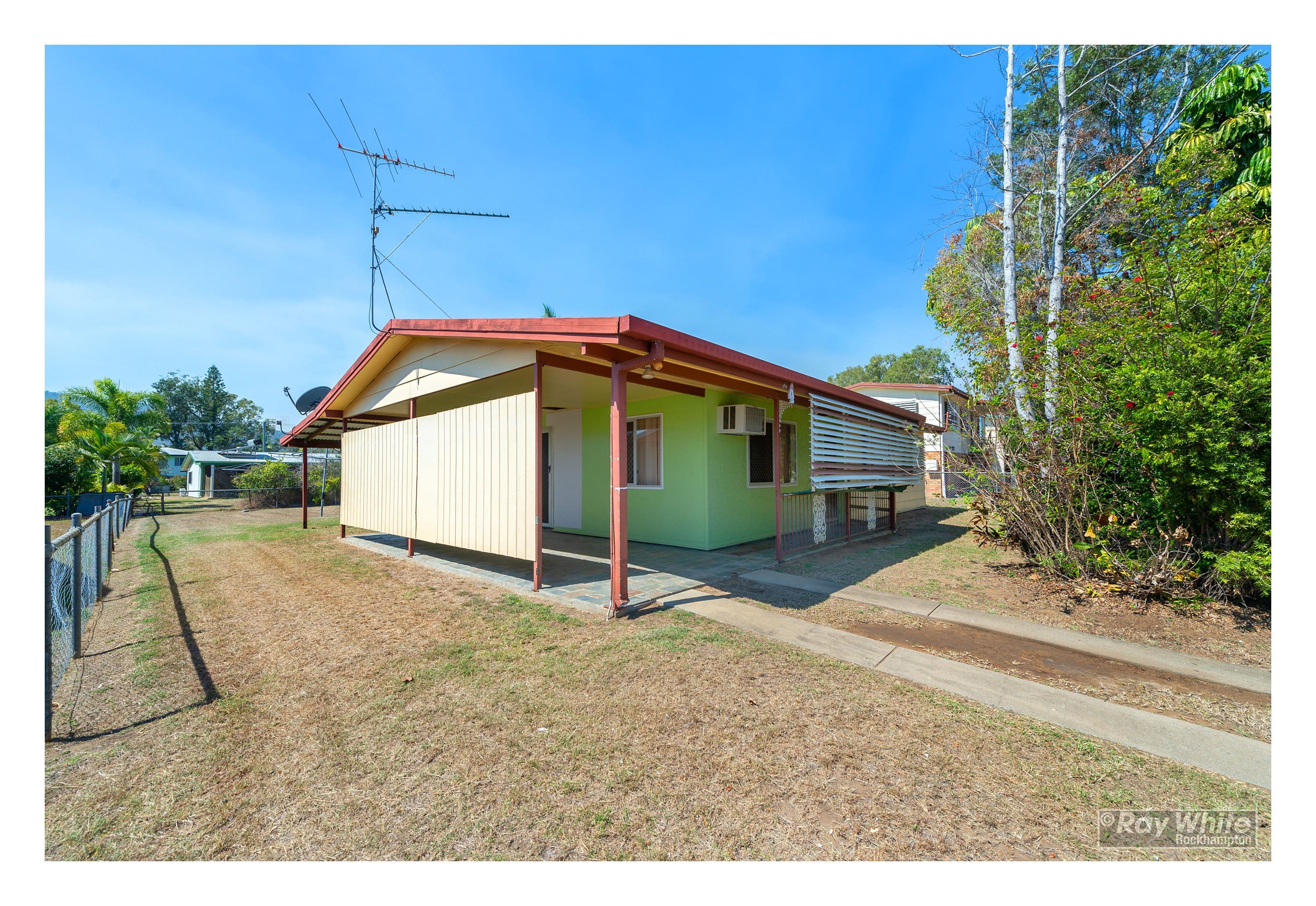 34 Capricorn Crescent, Norman Gardens QLD 4701, Norman Gardens - Thumbnail 2