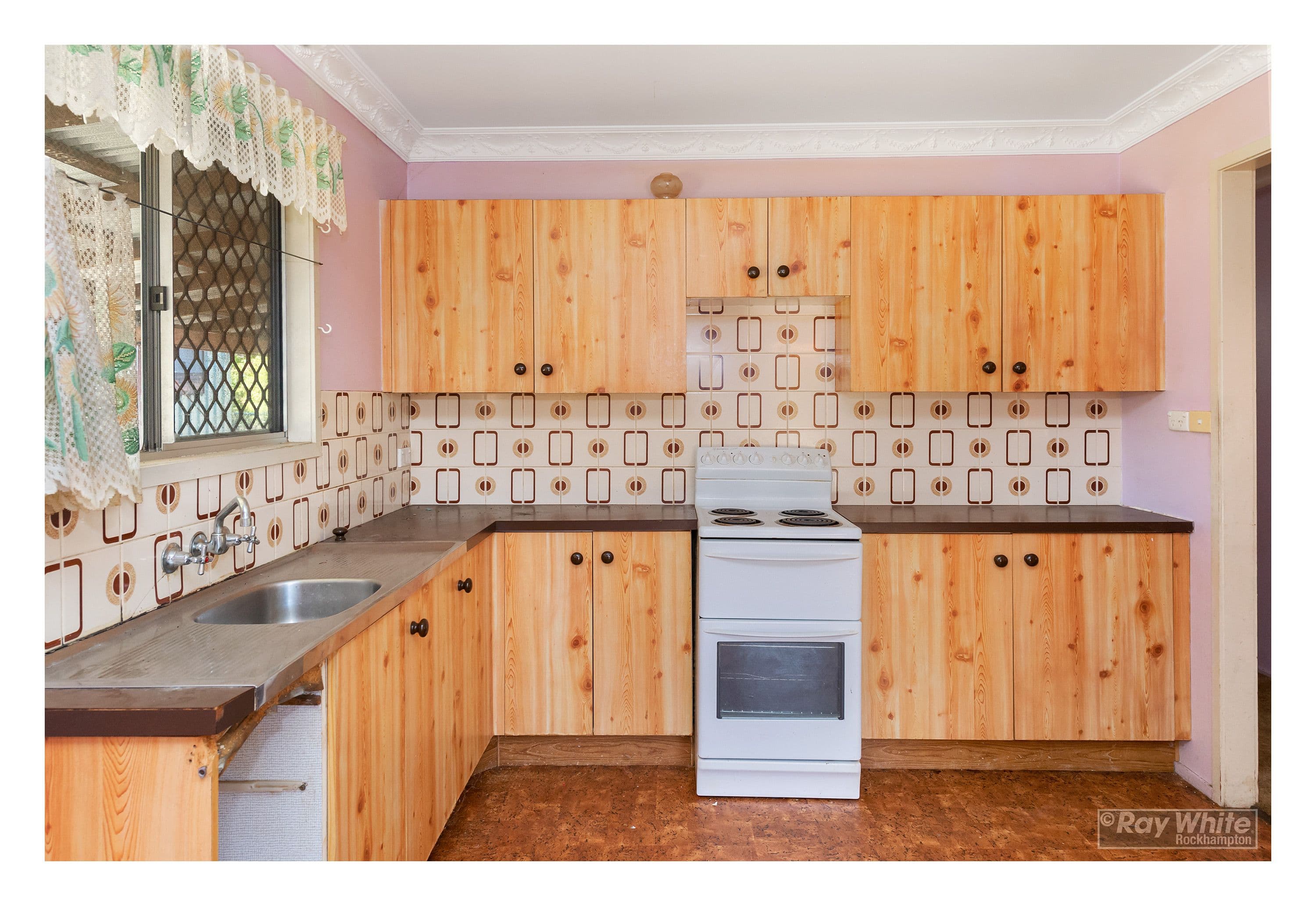 34 Capricorn Crescent, Norman Gardens QLD 4701, Norman Gardens - Thumbnail 4