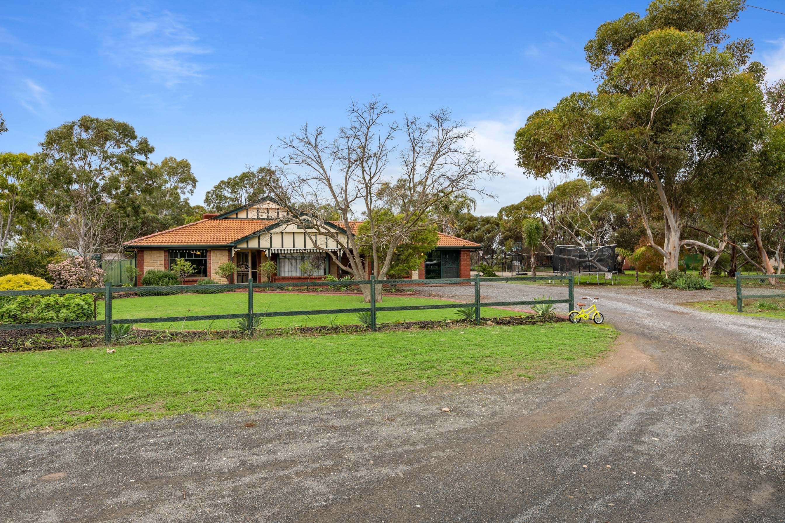 4 Rose Drive, Roseworthy SA 5371, Roseworthy - Thumbnail 2
