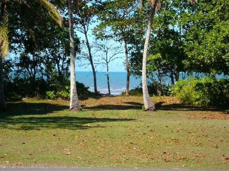 92 Marine Parade, NEWELL QLD 4873, Newell - Thumbnail 2