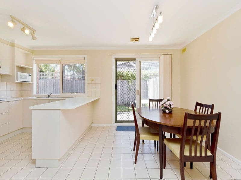 2 Rips Court, DINGLEY VILLAGE VIC 3172, Dingley Village - Thumbnail 4