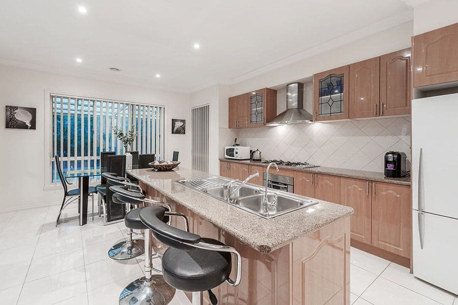 8 Berrima Close, Craigieburn VIC 3064, Craigieburn - Thumbnail 3