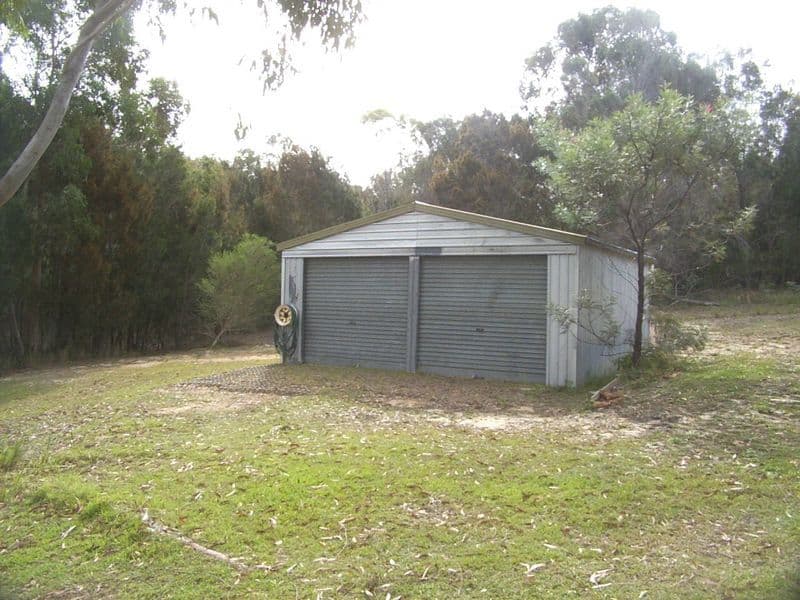 35  Seaward  Drive, RUSSELL ISLAND QLD 4184, Russell Island - Thumbnail 2