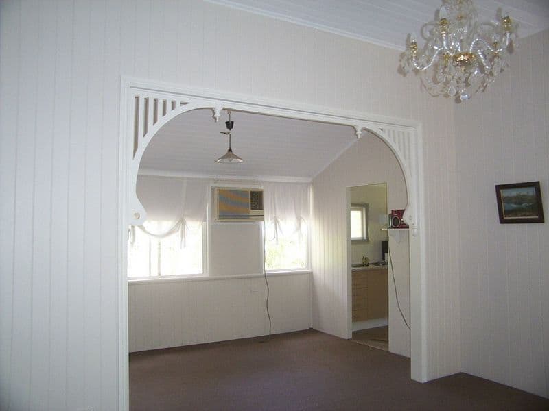 35  Seaward  Drive, RUSSELL ISLAND QLD 4184, Russell Island - Thumbnail 3