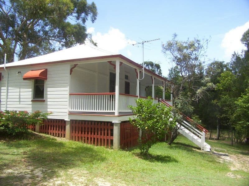 35  Seaward  Drive, RUSSELL ISLAND QLD 4184, Russell Island - Thumbnail 6