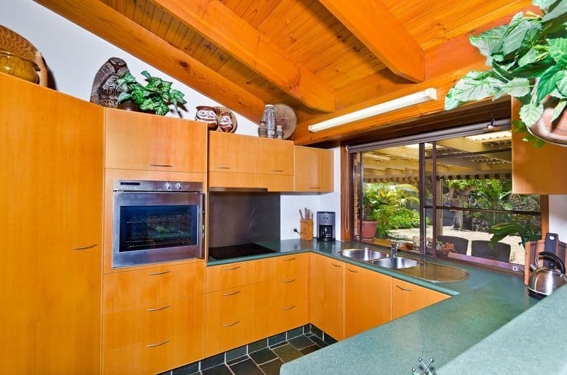 92 Cyclades Crescent, CURRUMBIN WATERS QLD 4223, Currumbin Waters - Thumbnail 6