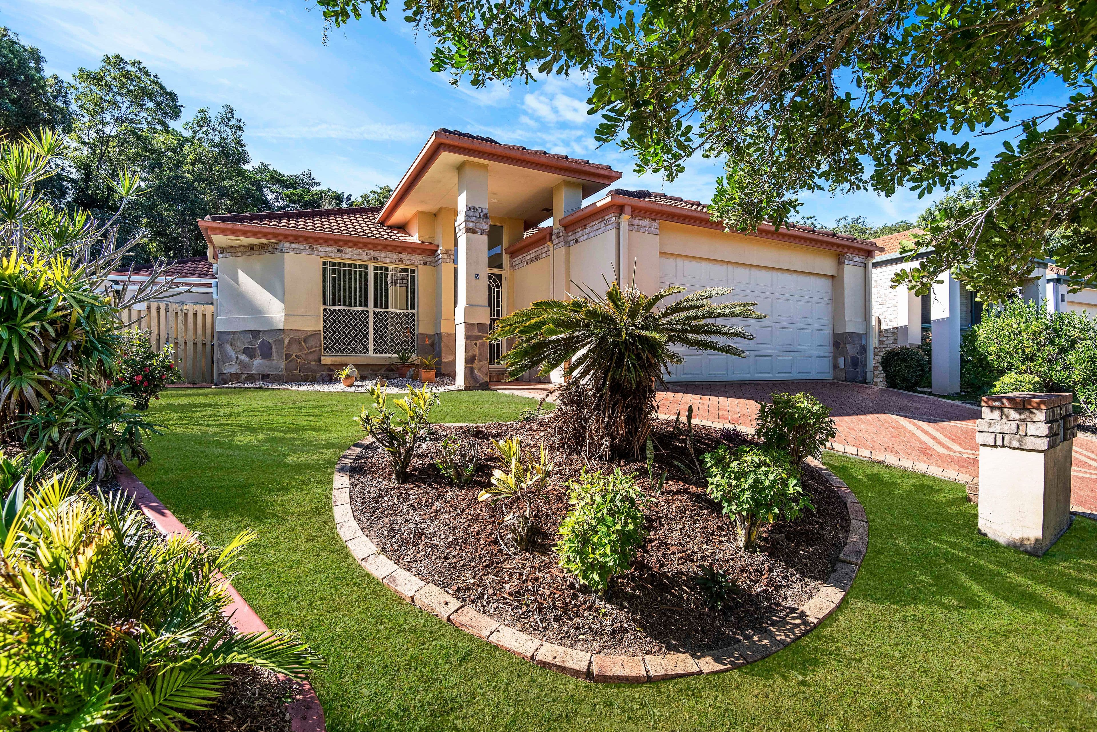 8 Eudonia Court, Elanora QLD 4221, Elanora - Thumbnail 3