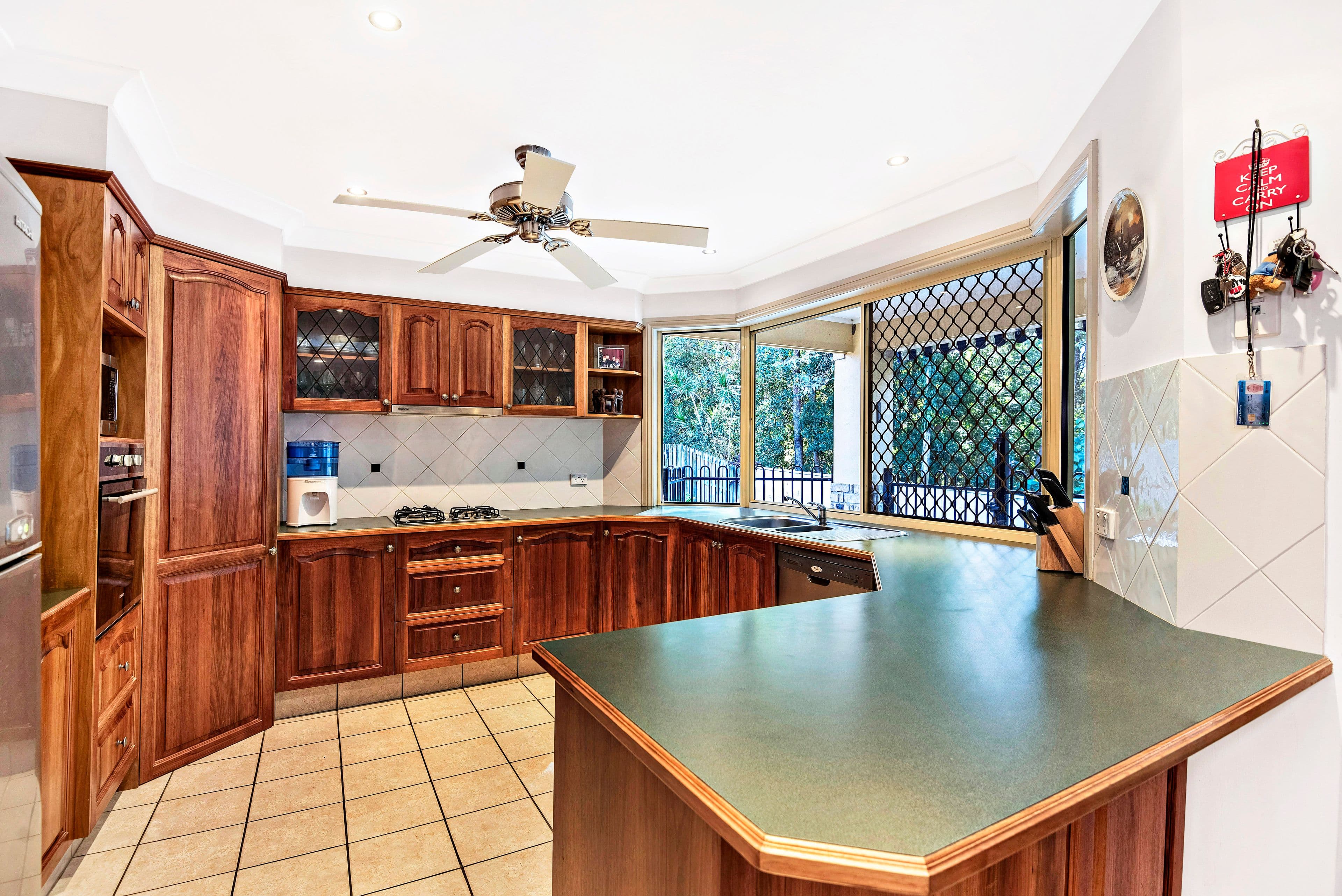 8 Eudonia Court, Elanora QLD 4221, Elanora - Thumbnail 4