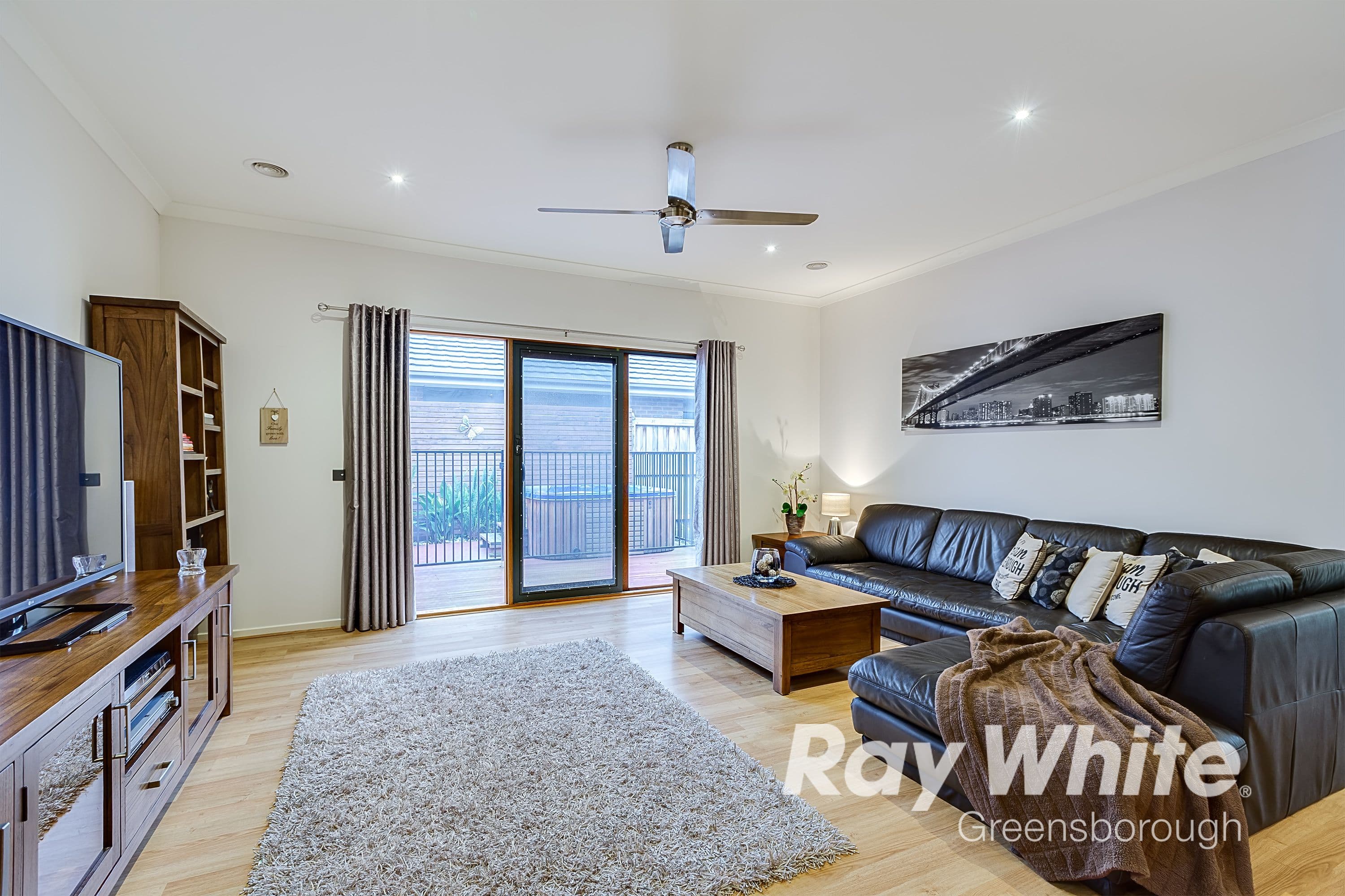 13 Laurence Street, Doreen VIC 3754, Doreen - Thumbnail 4