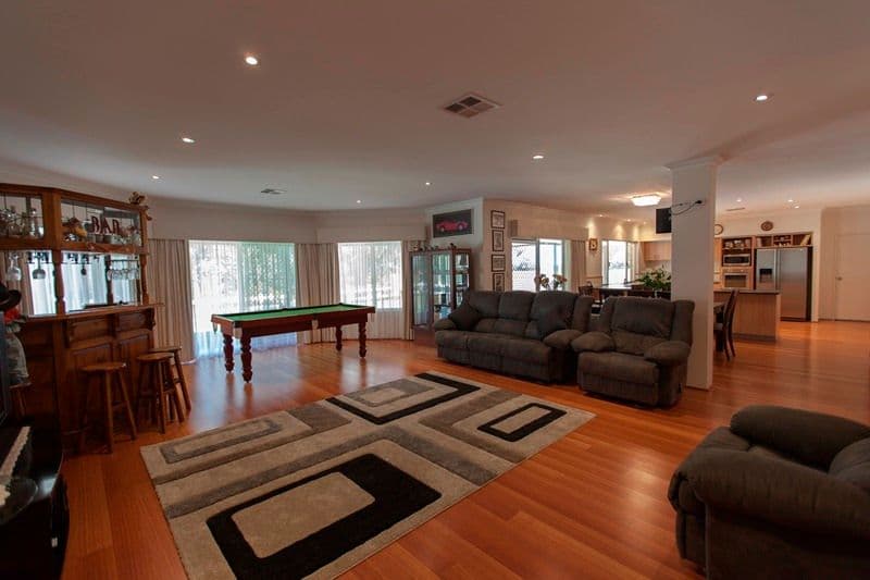 36 Holstein Loop, LOWER CHITTERING WA 6084, Lower Chittering - Thumbnail 4