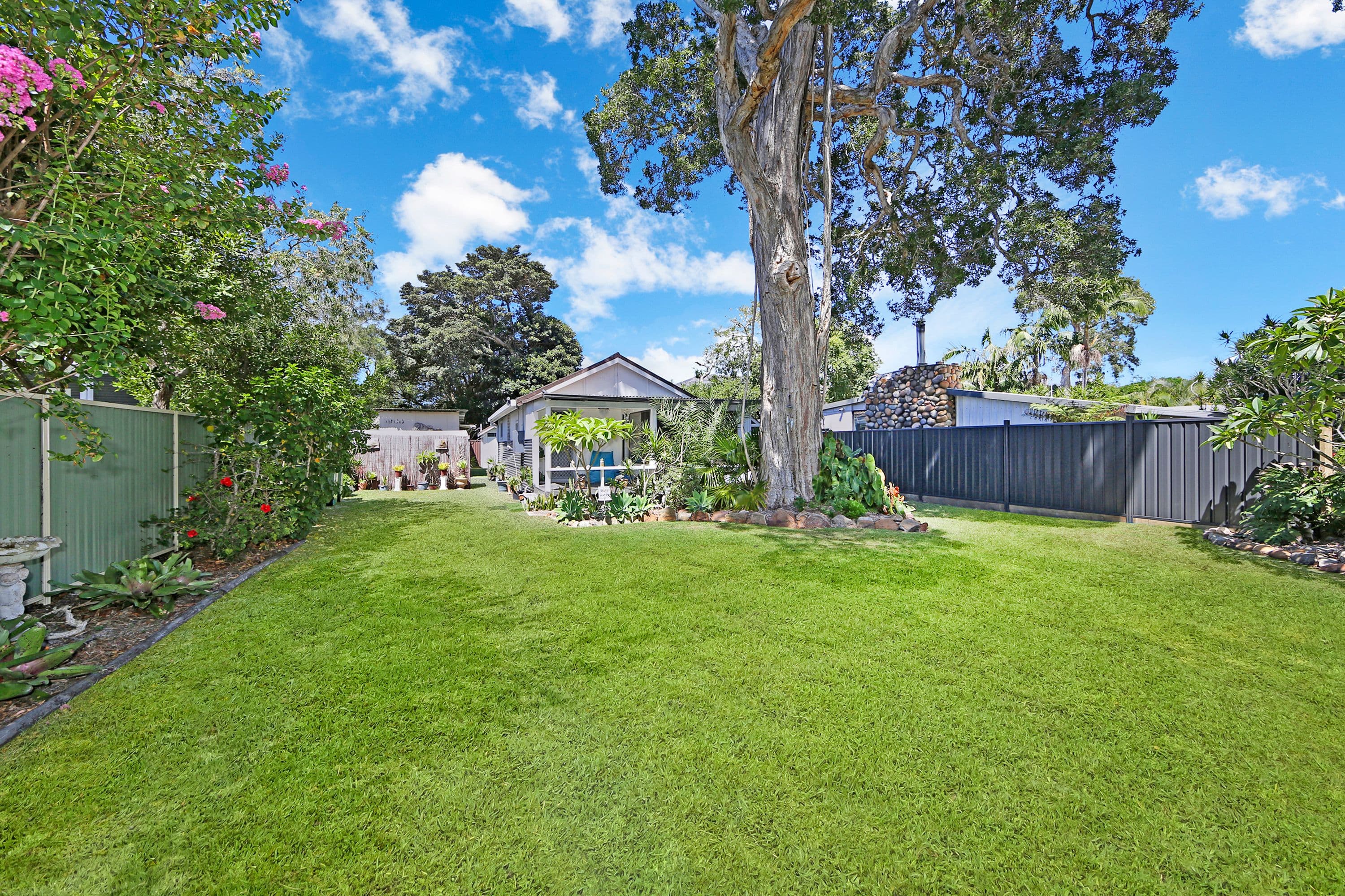 15 Weemala Street, Budgewoi - Thumbnail 2