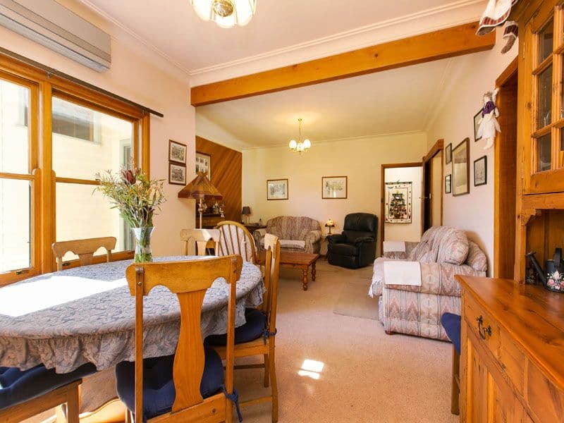 1 Yaralla Road, BENTLEIGH EAST VIC 3165, Bentleigh East - Thumbnail 8