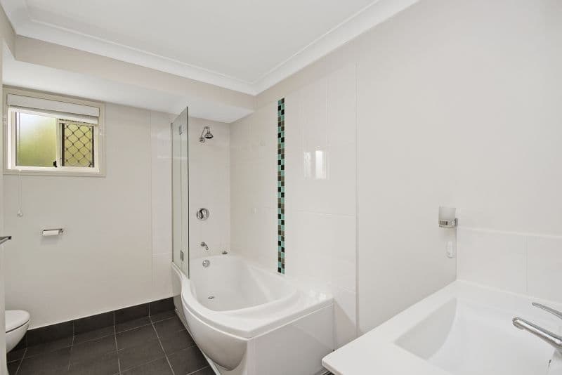 8 Jesse Court, Deception Bay QLD 4508, Deception Bay - Thumbnail 4