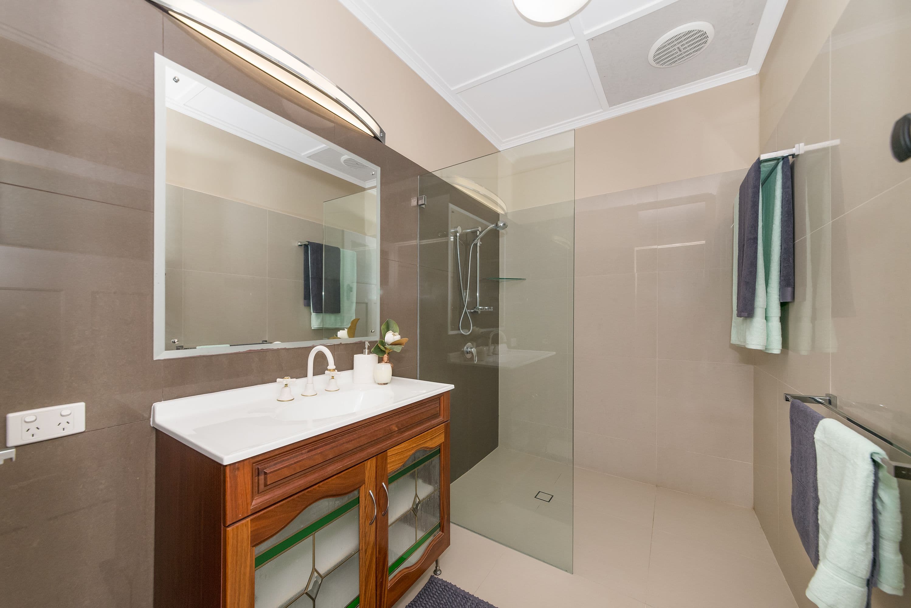 164 Bayswater Road, Currajong QLD 4812, Currajong - Thumbnail 5