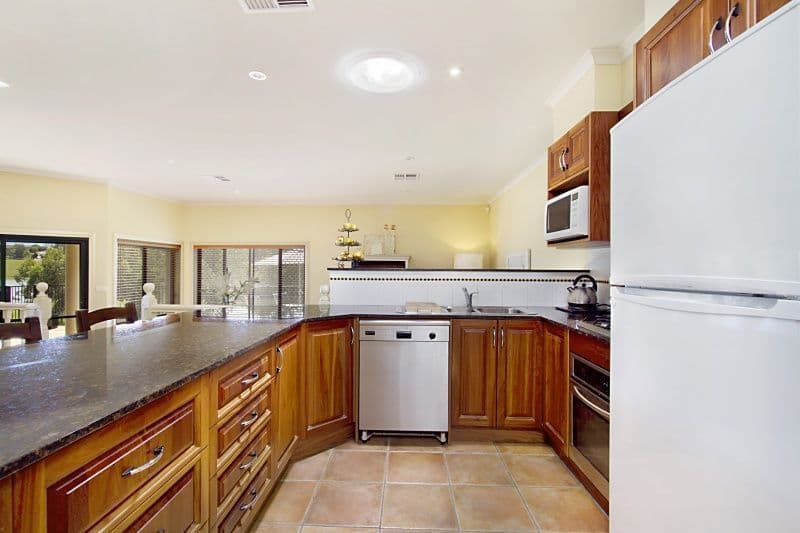 11 Lochend Circuit, EAST MAITLAND NSW 2323, East Maitland - Thumbnail 4