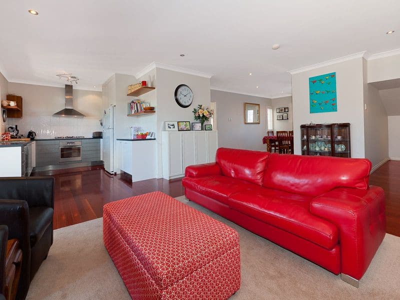 76 Tenth Avenue, KEDRON QLD 4031, Kedron - Thumbnail 2
