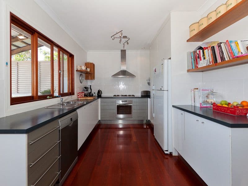 76 Tenth Avenue, KEDRON QLD 4031, Kedron - Thumbnail 5