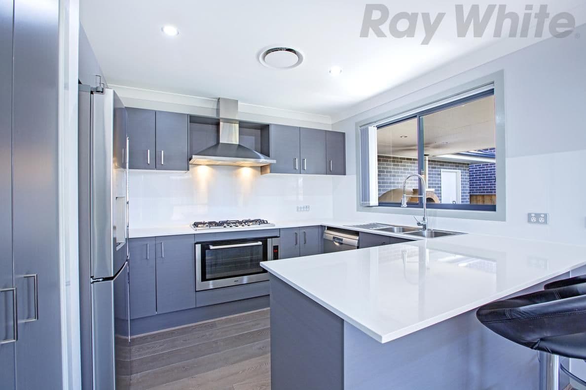 14 Dunell Street, Middleton Grange - Thumbnail 5