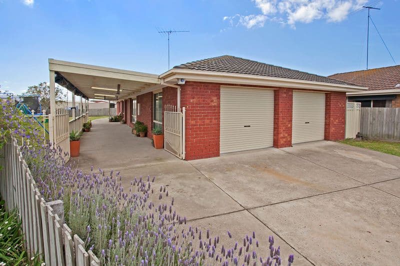 14 Gandross Place, ST ALBANS PARK VIC 3219, St Albans Park - Image 1