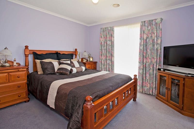 14 Gandross Place, ST ALBANS PARK VIC 3219, St Albans Park - Thumbnail 7