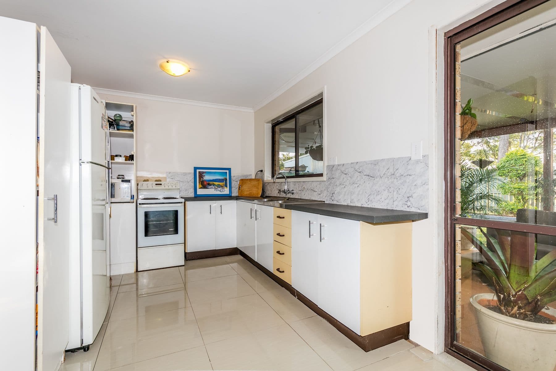 37 Erin Drive, Browns Plains QLD 4118, Browns Plains - Thumbnail 5