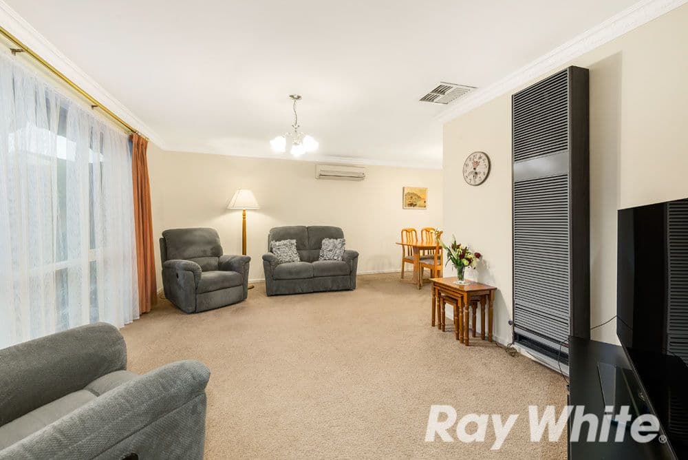 11 Endeavour Place, Wantirna South VIC 3152, Wantirna South - Thumbnail 4