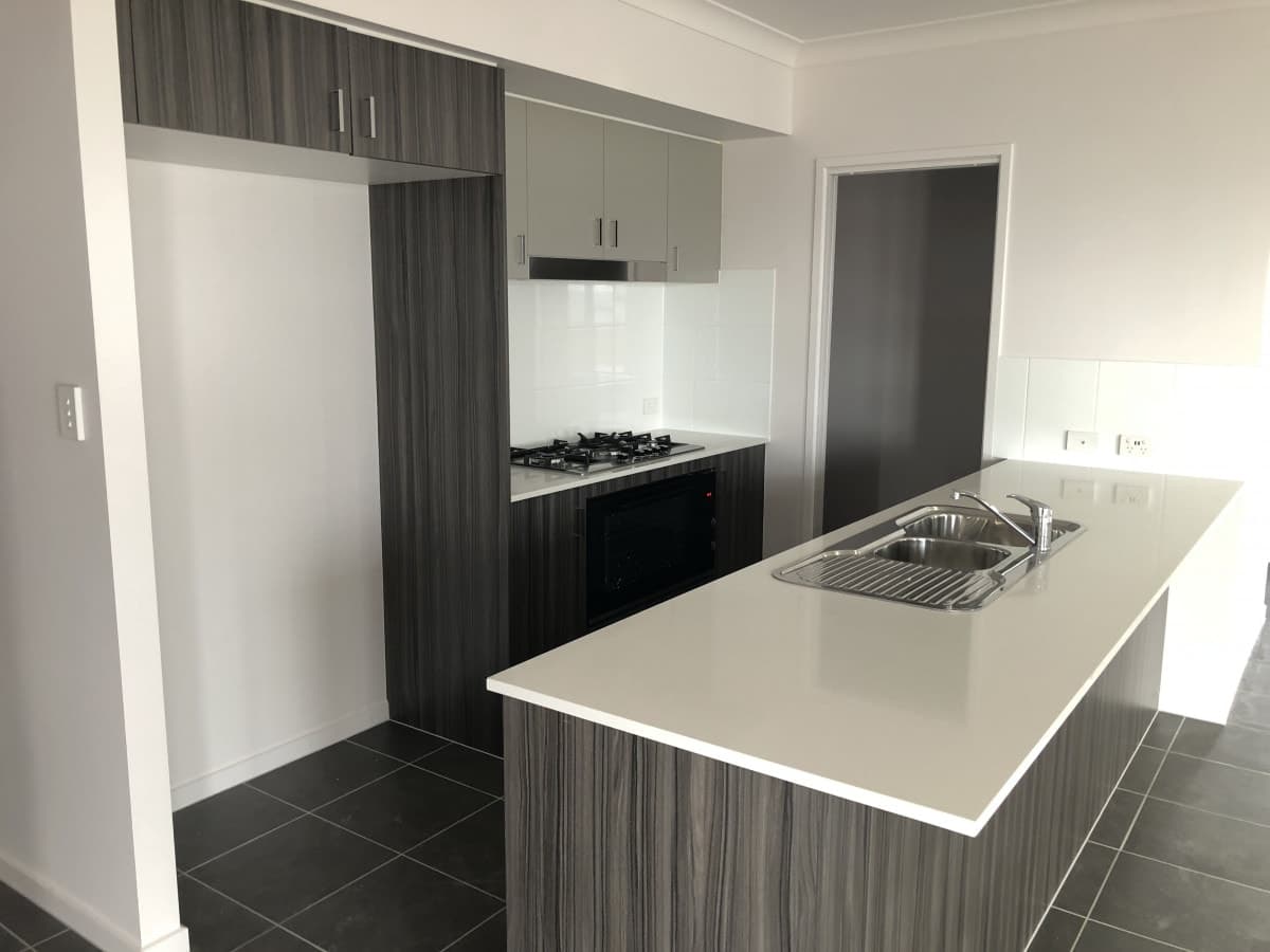 16 Wyperfeld Crescent, South Ripley QLD 4306, South Ripley - Thumbnail 2