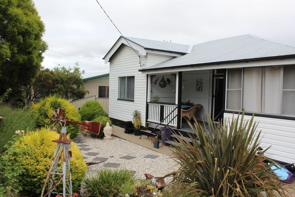 15 Palm Street, Killarney QLD 4373, Killarney - Image 1