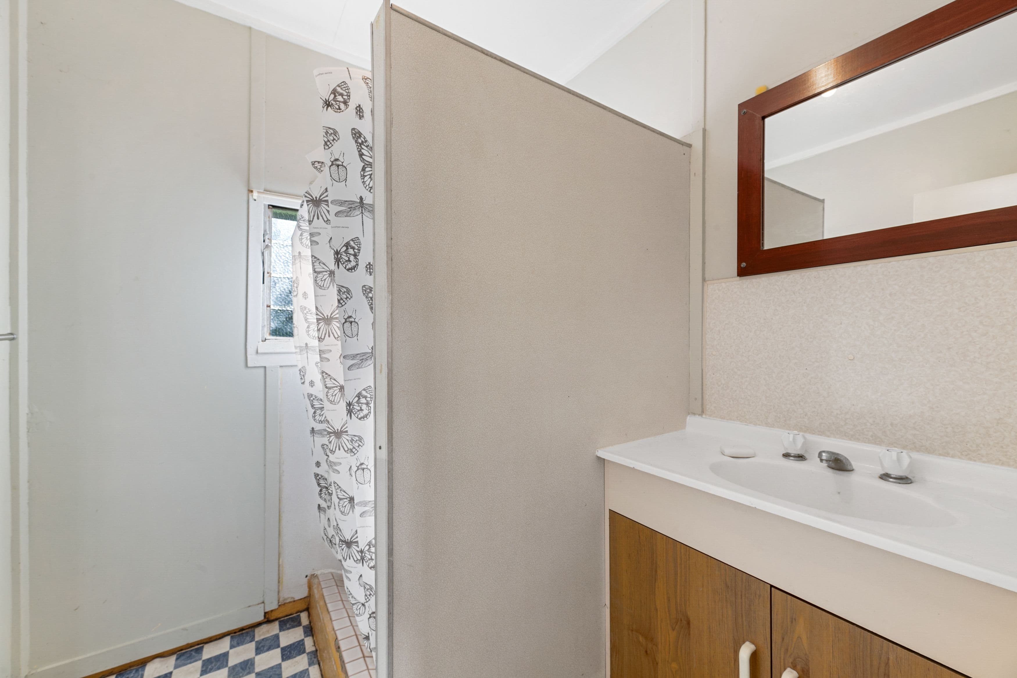 34 McLennan Street, Woody Point QLD 4019, Woody Point - Thumbnail 5