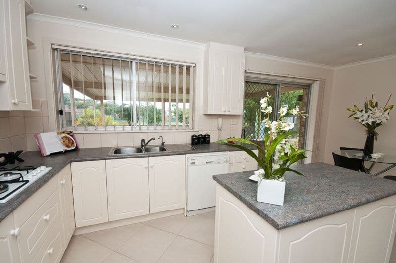 11 Rainbow Street, HALLETT COVE SA 5158, Hallett Cove - Thumbnail 8