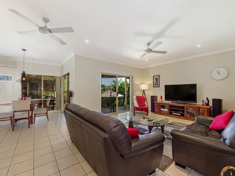 19 Easter Crescent, Pacific Pines QLD 4211, Pacific Pines - Thumbnail 7