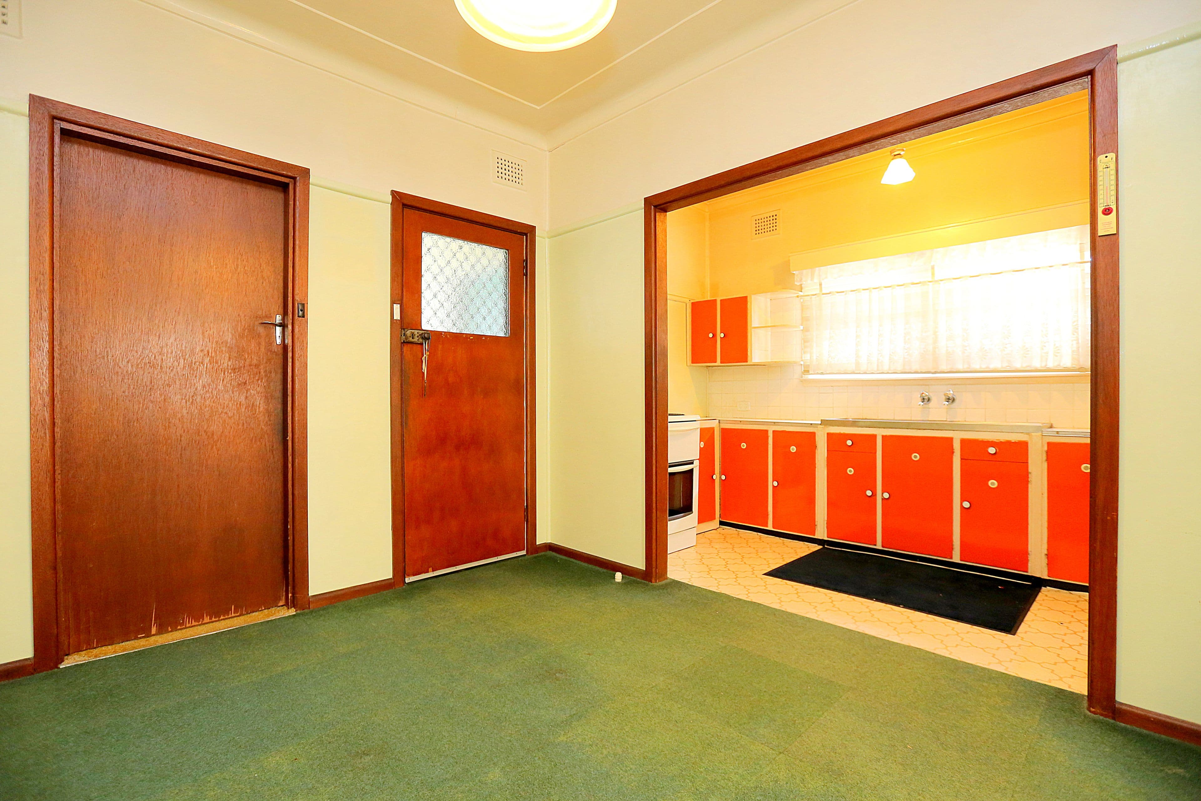69 Burns Road, Picnic Point - Thumbnail 3