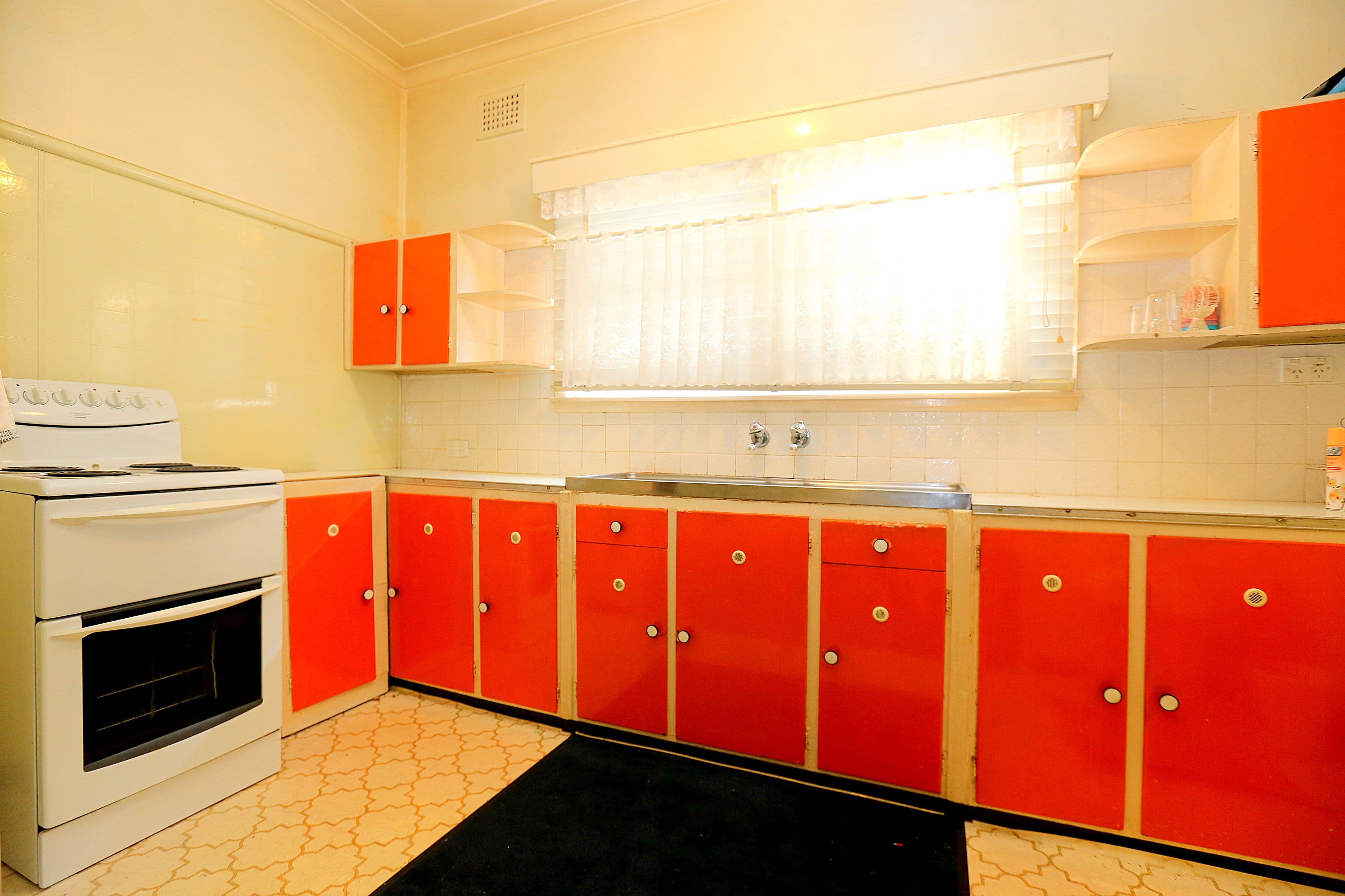 69 Burns Road, Picnic Point - Thumbnail 4