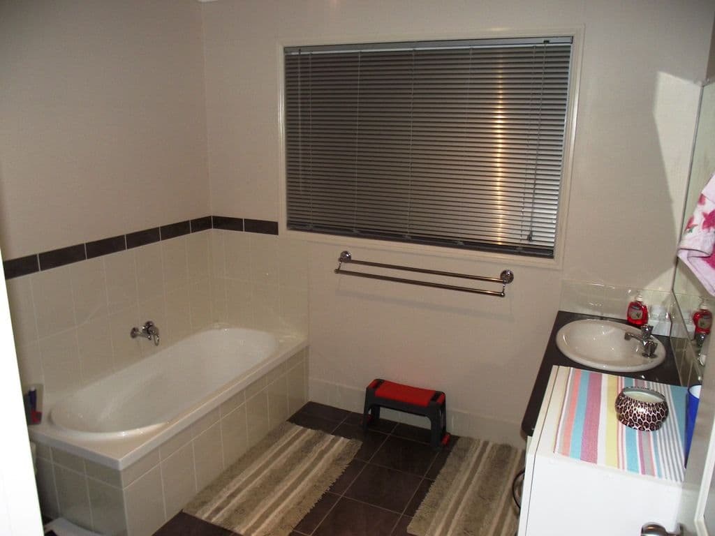 7 Honeyeater Court, Longreach QLD 4730, Longreach - Thumbnail 4