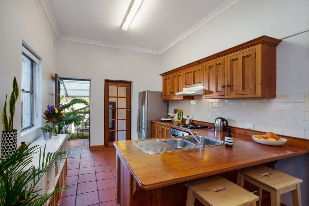 79 Newman Street, Newtown - Thumbnail 4