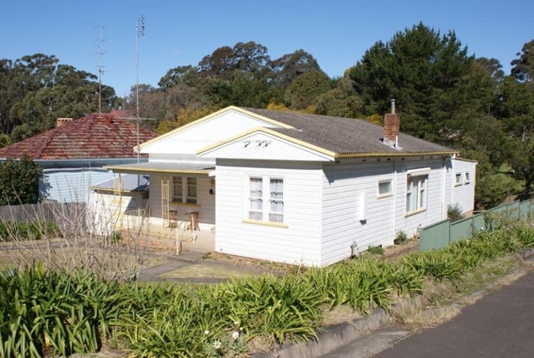 44  High Street, THIRROUL NSW 2515, Thirroul - Thumbnail 2
