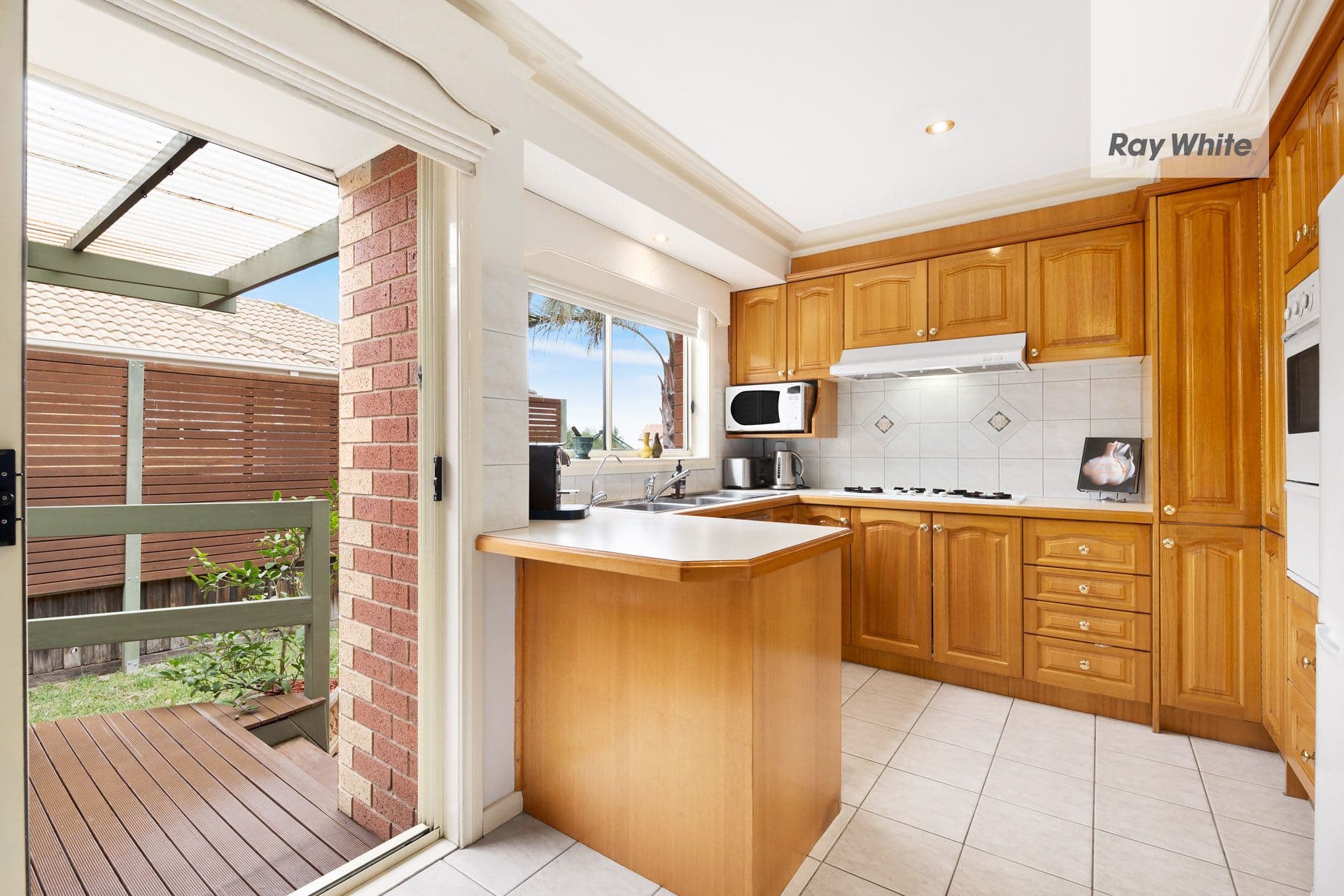 7 Buick Crescent, Mill Park VIC 3082, Mill Park - Thumbnail 2