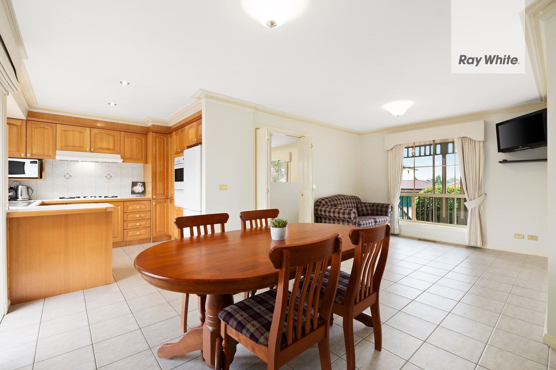 7 Buick Crescent, Mill Park VIC 3082, Mill Park - Thumbnail 3