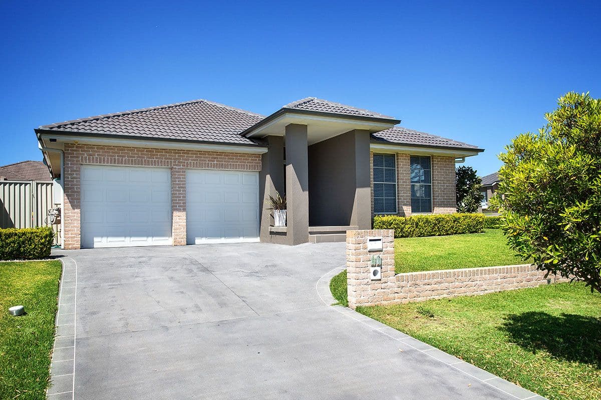 27 Timbrey Circuit, Barden Ridge - Image 1