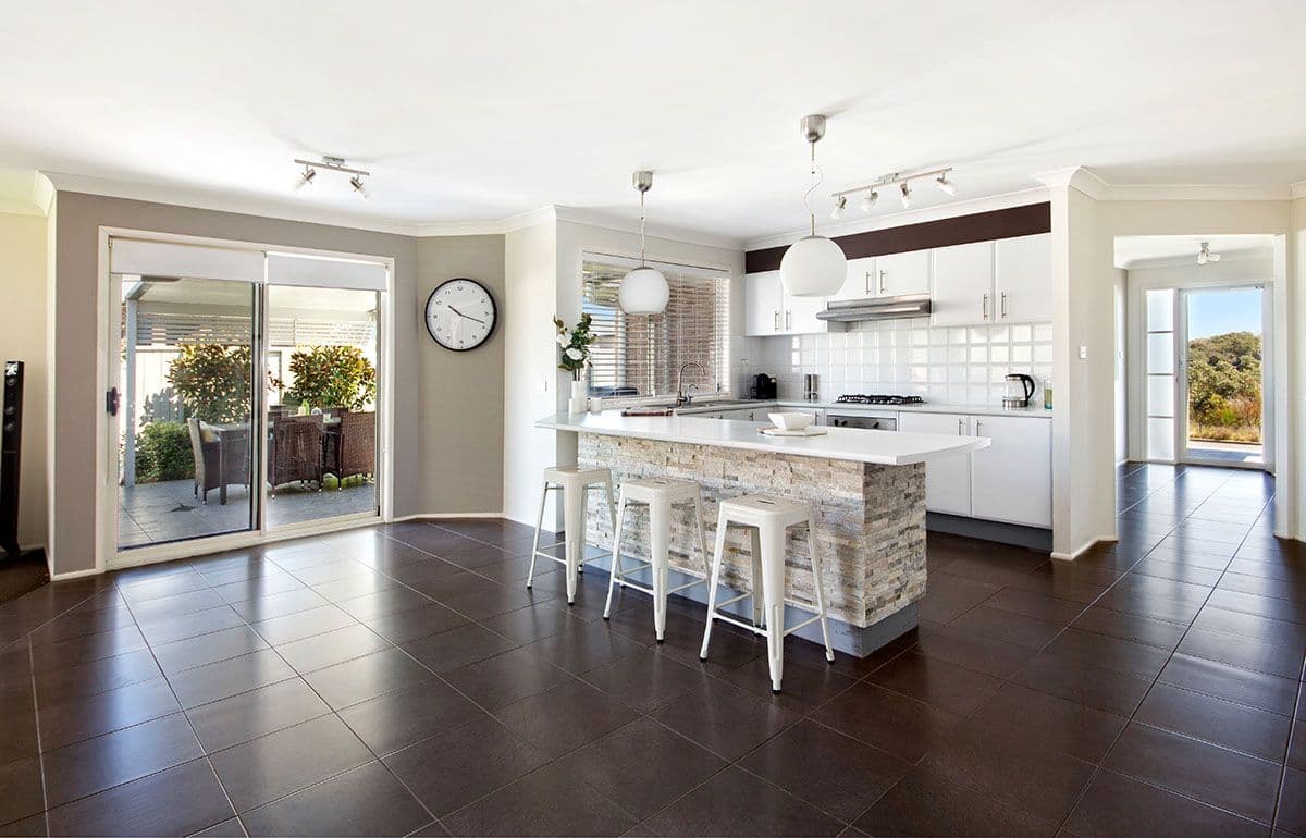 27 Timbrey Circuit, Barden Ridge - Thumbnail 2