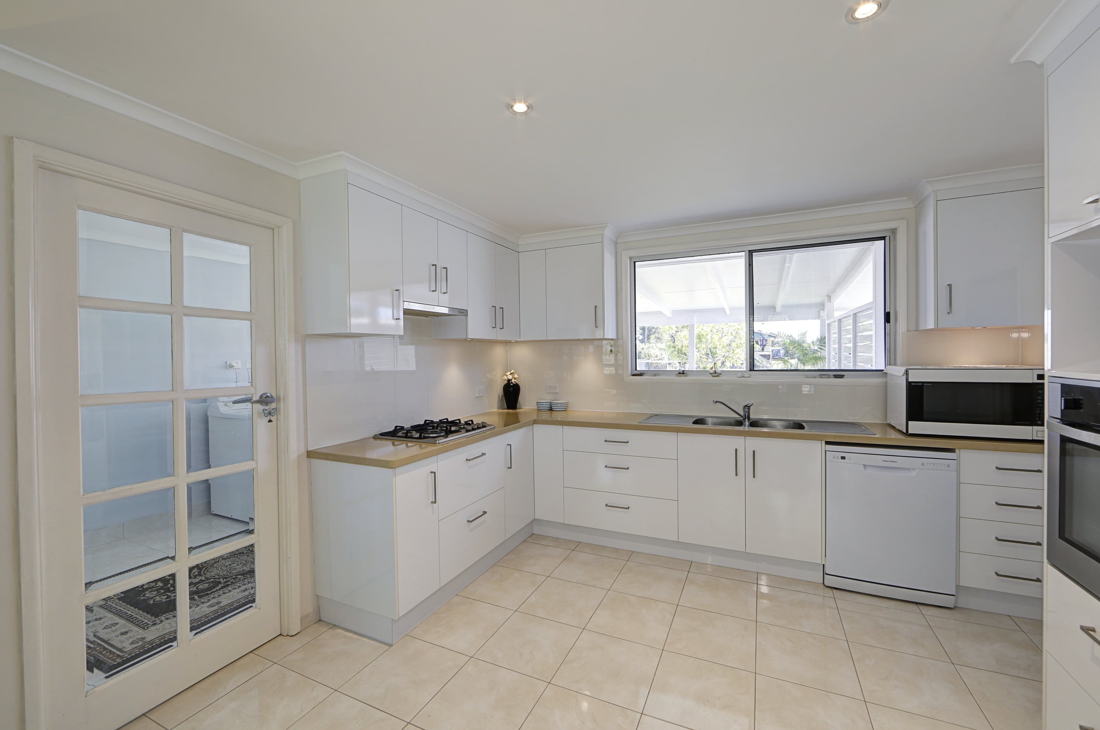 188 Esplanade, Woodgate QLD 4660, Woodgate - Thumbnail 5