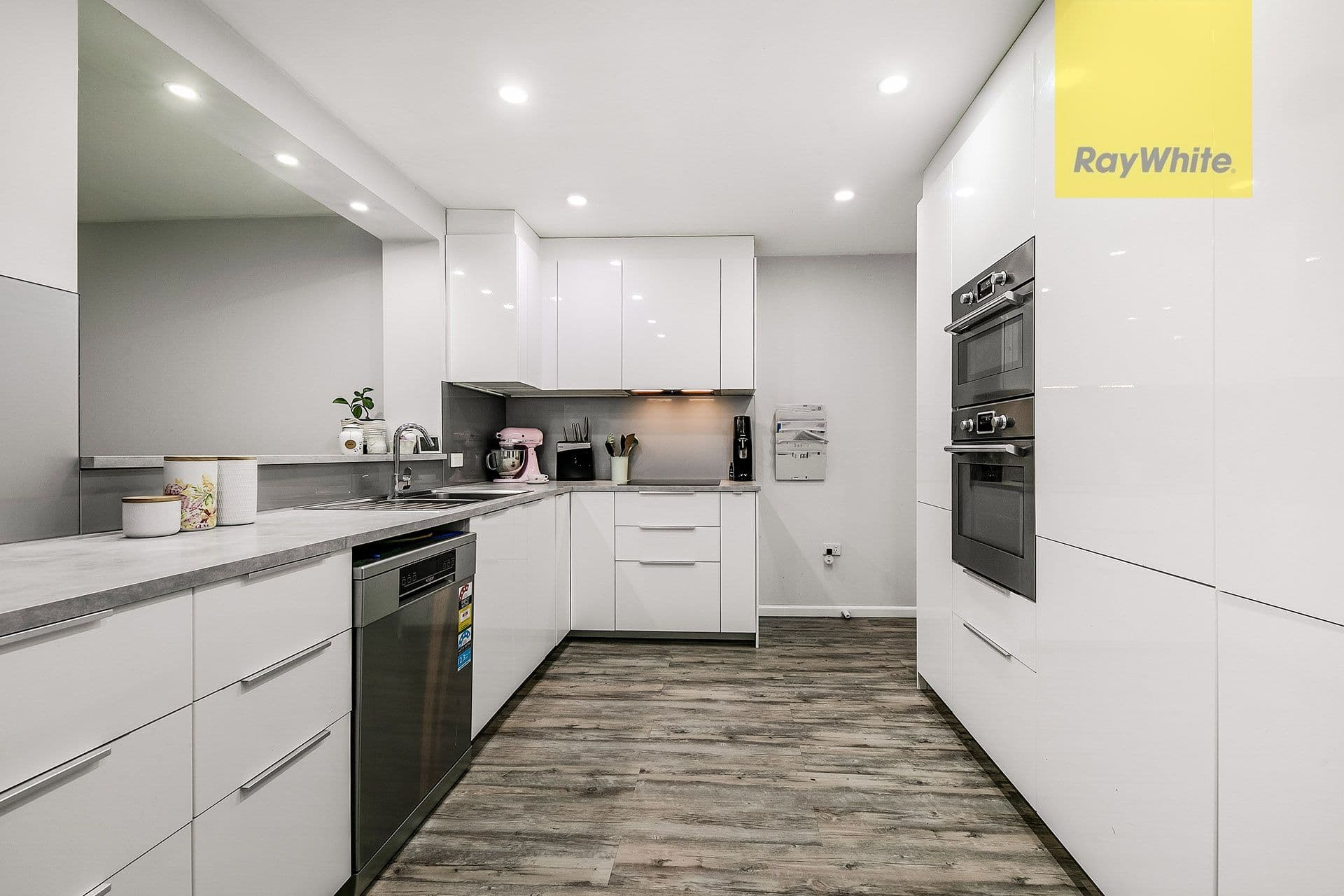 27 Langdale Avenue, Revesby NSW 2212, Revesby - Thumbnail 6