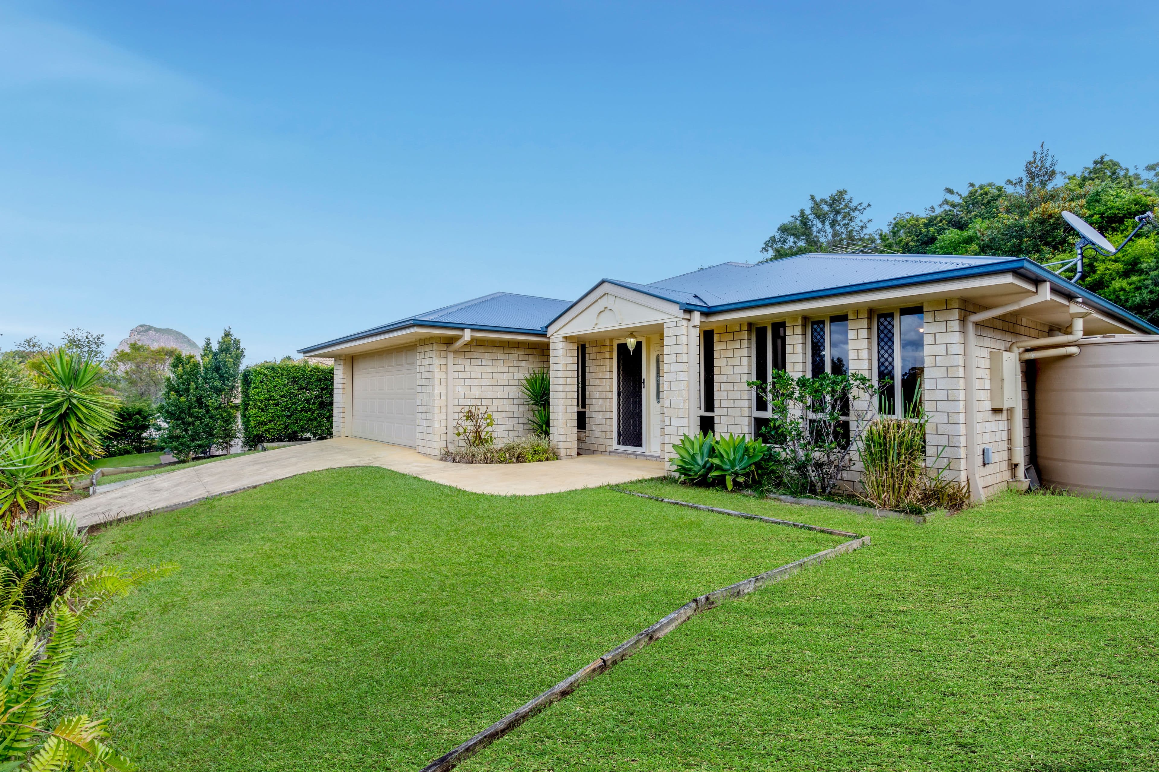 6 Smerdon Way, Glass House Mountains QLD 4518, Glass House Mountains - Image 1