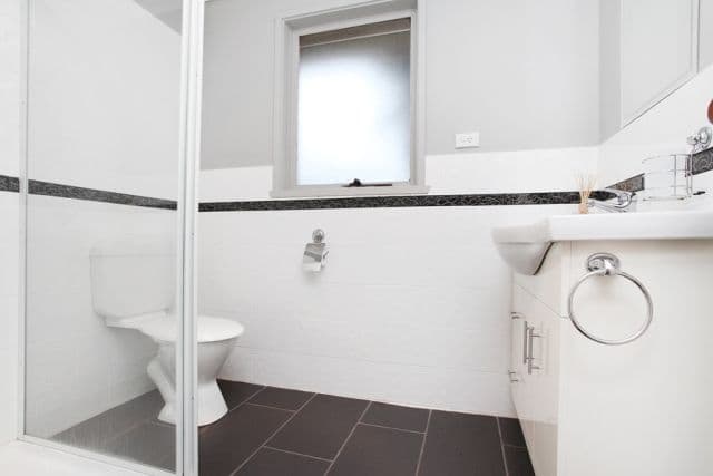 7 Nicklaus Drive, HOPPERS CROSSING VIC 3029, Hoppers Crossing - Thumbnail 7