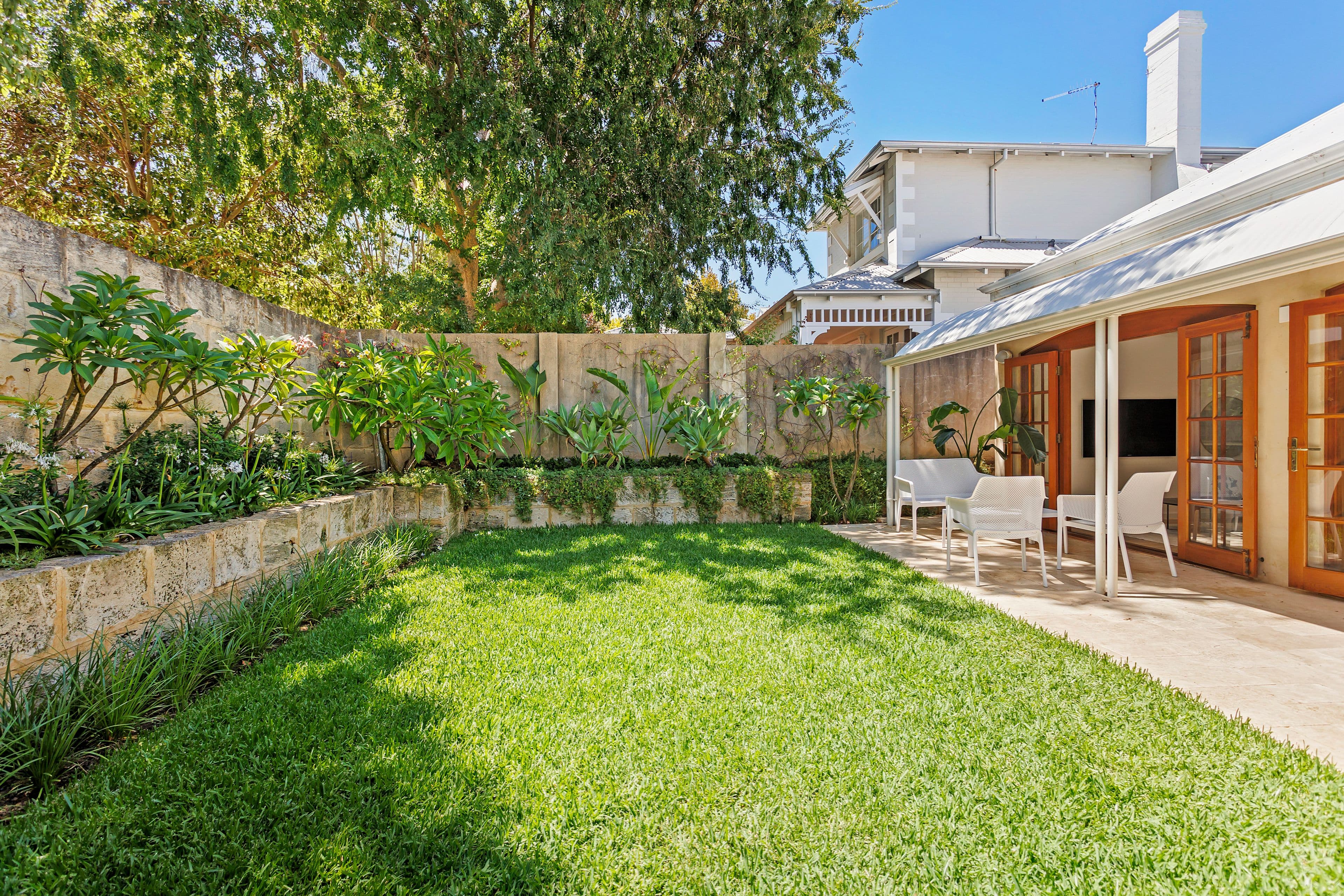 30A Thomson Road, Claremont WA 6010, Claremont - Thumbnail 2