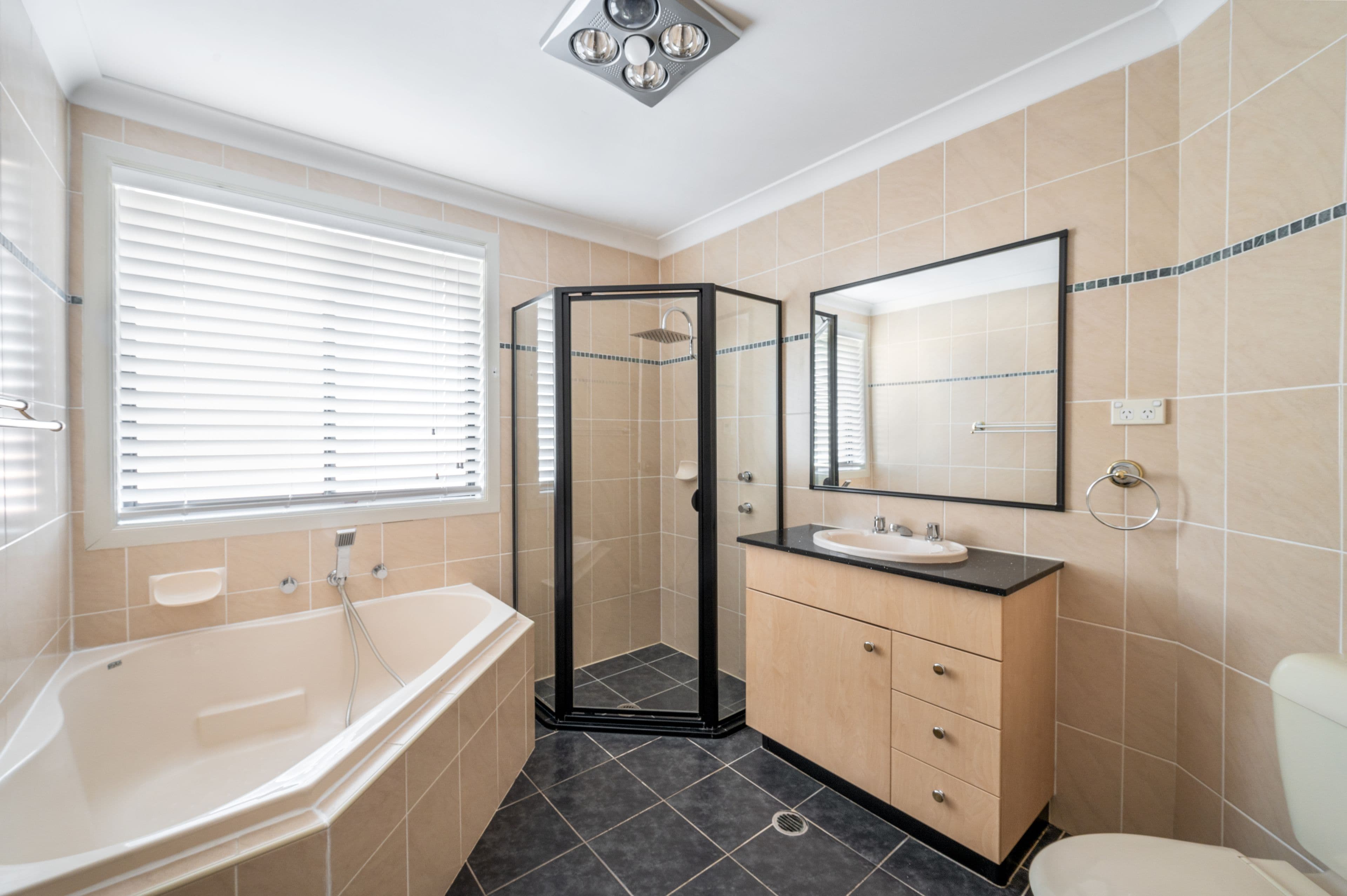 21 Garling Avenue, West Hoxton NSW 2171, West Hoxton - Thumbnail 7