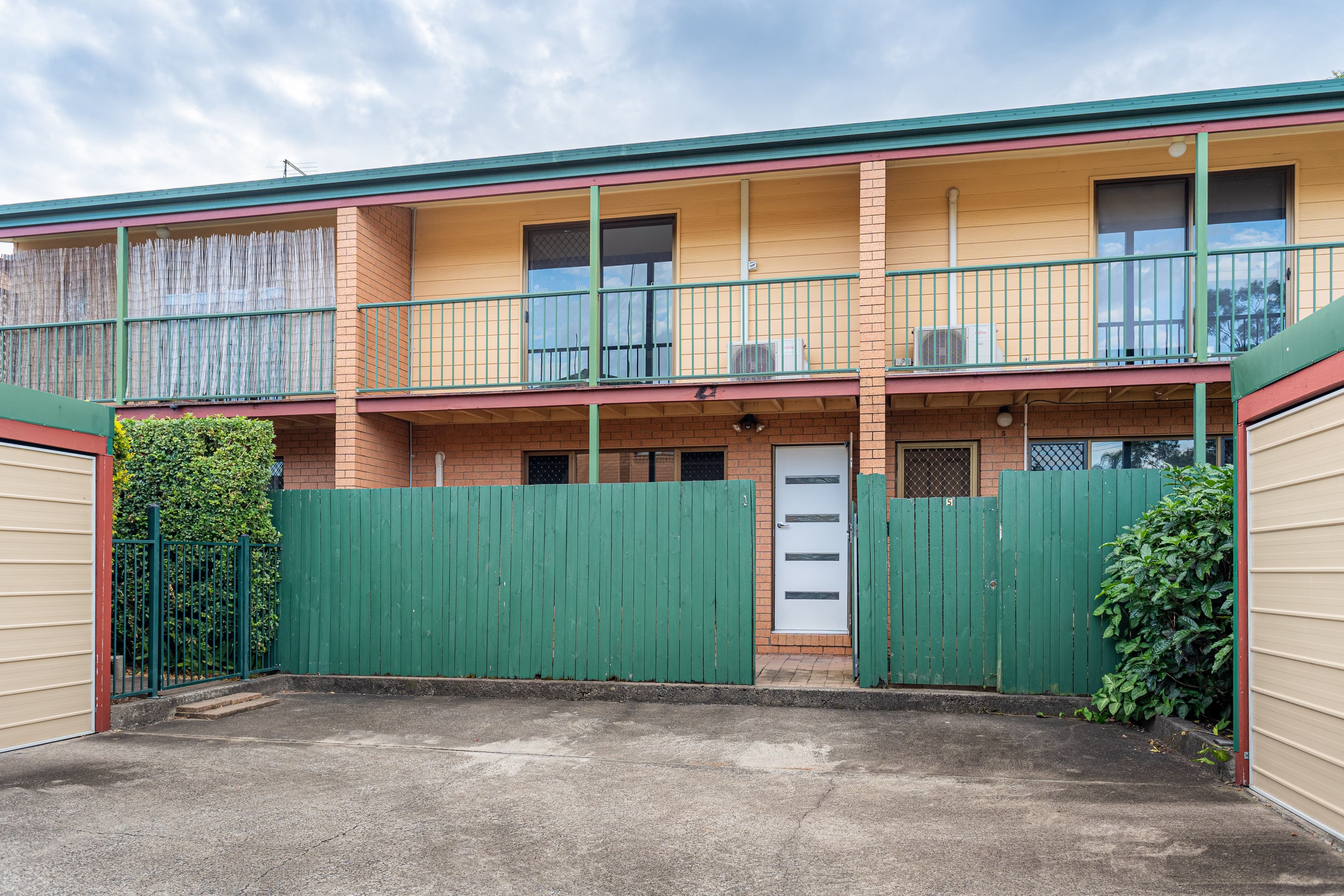 16 Old Chatswood Road, Daisy Hill QLD 4127, Daisy Hill - Thumbnail 2