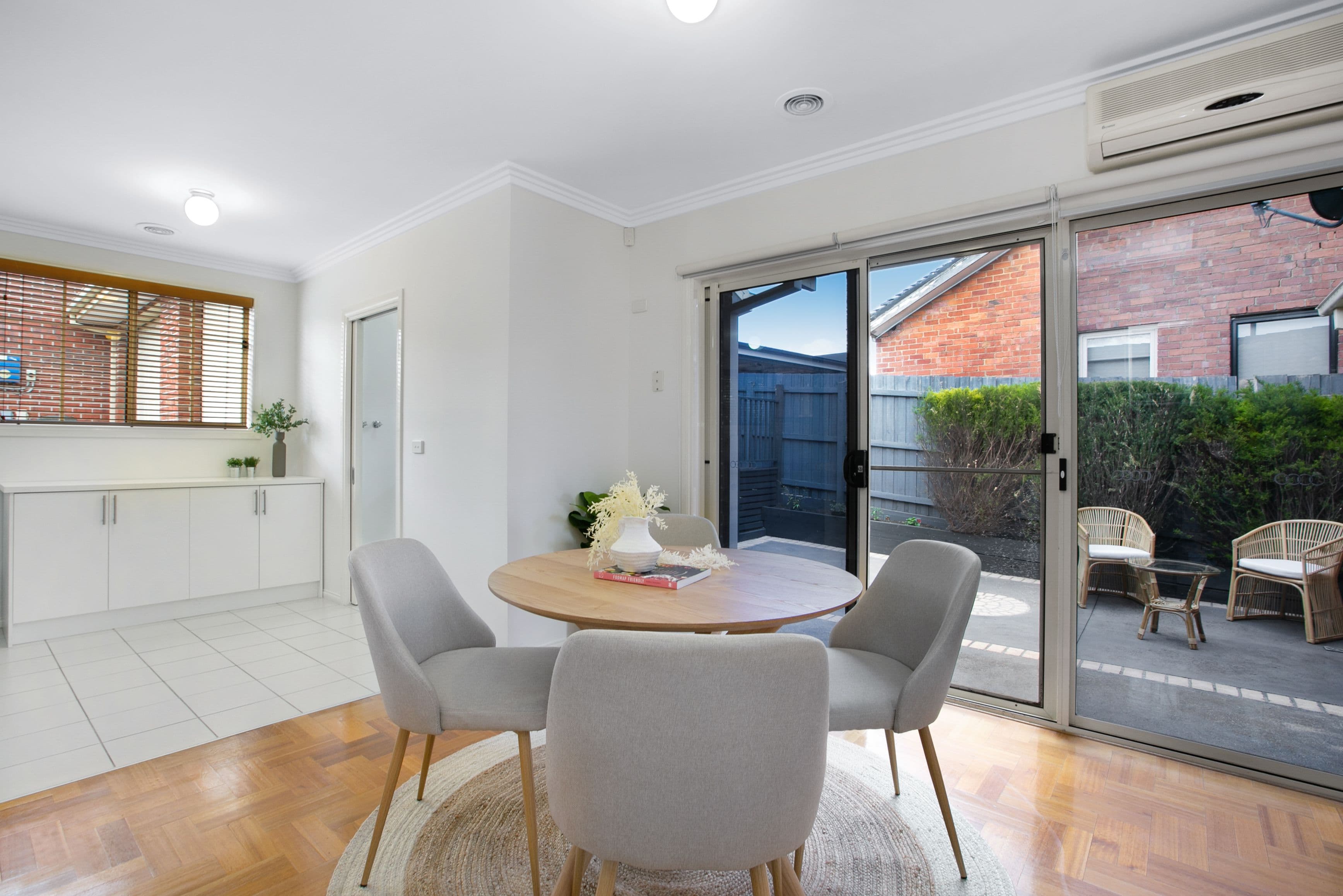 13 Evans Crescent, Reservoir VIC 3073, Reservoir - Thumbnail 8