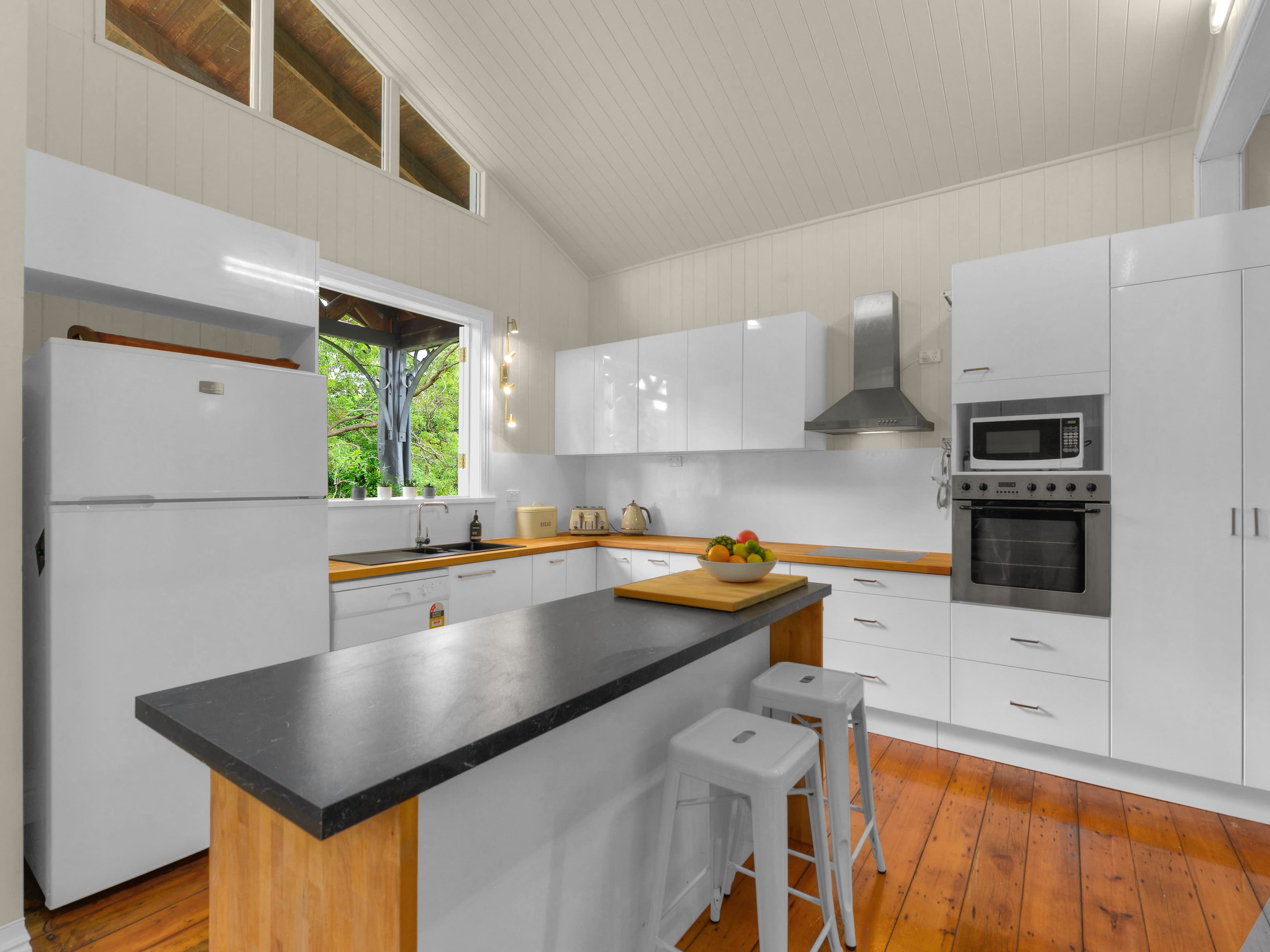 639 Waterworks Road, Ashgrove QLD 4060, Ashgrove - Thumbnail 7